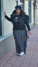 Load image into Gallery viewer, STRIPED PRINT FRINGED MAXI SKIRT
